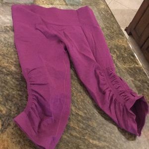 Lululemon cropped ruched ‘in the flow’ leggings